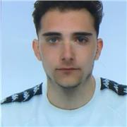 Estudiante de doble grado universitario, Administración y dirección de empresas y Derecho se ofrece a enseñar economía a alumnos de la ESO